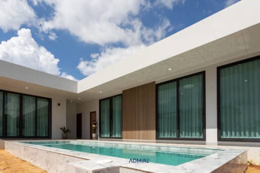คุณกรรณิการ์ Pool Villa ปากช่อง