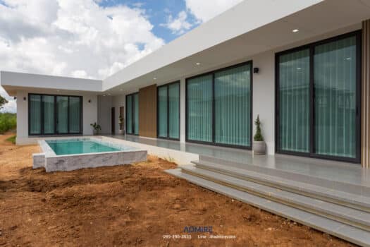 คุณกรรณิการ์ Pool Villa ปากช่อง